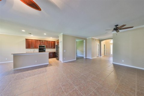 House in Apollo Beach, Florida 2 bedrooms, 179.58 sq.m. № 1631949 - photo 9
