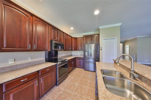House in Apollo Beach, Florida 2 bedrooms, 179.58 sq.m. № 1631949 - photo 15