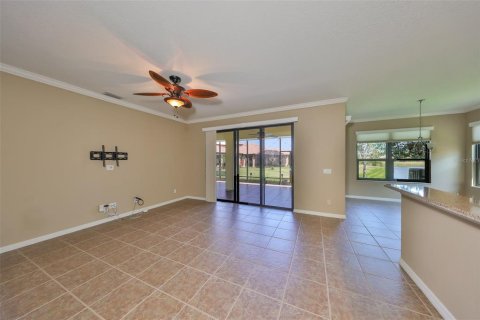 House in Apollo Beach, Florida 2 bedrooms, 179.58 sq.m. № 1631949 - photo 11