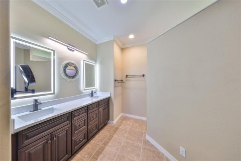 House in Apollo Beach, Florida 2 bedrooms, 179.58 sq.m. № 1631949 - photo 23