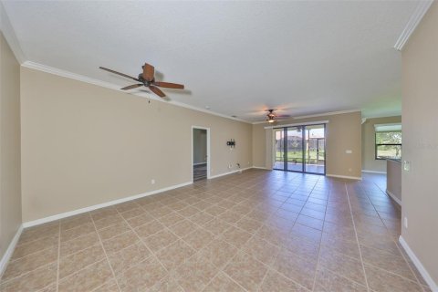 House in Apollo Beach, Florida 2 bedrooms, 179.58 sq.m. № 1631949 - photo 8