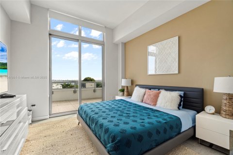 Apartment in Miami, Florida 2 bedrooms № 2012808 - photo 27