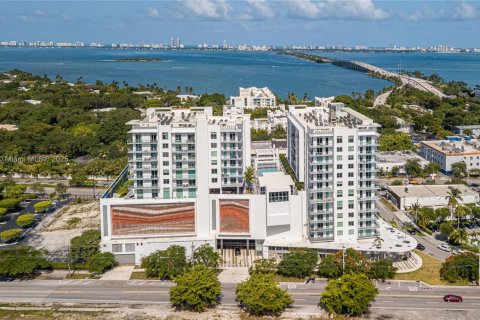 Apartment in Miami, Florida 2 bedrooms № 2012808 - photo 13