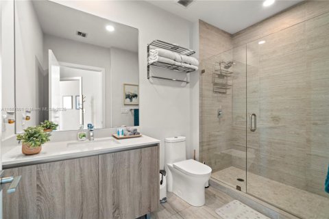 Apartment in Miami, Florida 2 bedrooms № 2012808 - photo 2