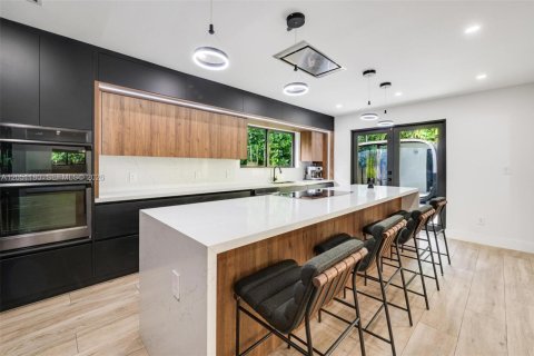 Casa en venta en Miami Shores, Florida, 3 dormitorios, 246.47 m2 № 2173930 - foto 12
