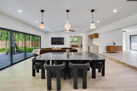 Casa en venta en Miami Shores, Florida, 3 dormitorios, 246.47 m2 № 2173930 - foto 16