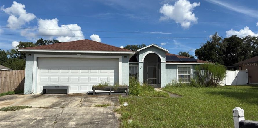 Villa ou maison à Apopka, Floride 4 chambres, 165.92 m2 № 2406339