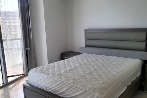 Condominio en alquiler en Miami, Florida, 2 dormitorios, 108.42 m2 № 2029098 - foto 6