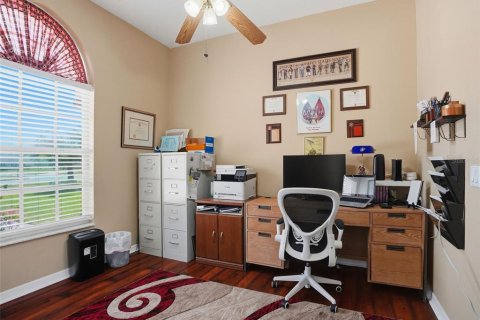 House in Spring Hill, Florida 4 bedrooms, 214.88 sq.m. № 2395592 - photo 24