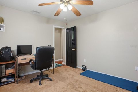 House in Spring Hill, Florida 4 bedrooms, 214.88 sq.m. № 2395592 - photo 23