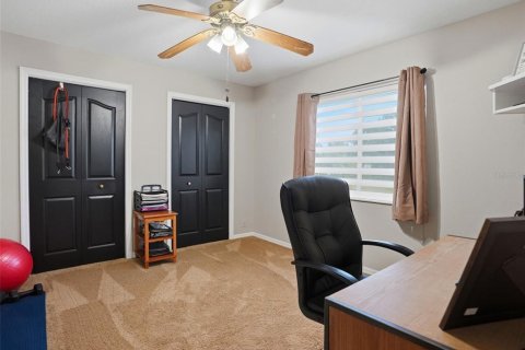 House in Spring Hill, Florida 4 bedrooms, 214.88 sq.m. № 2395592 - photo 22