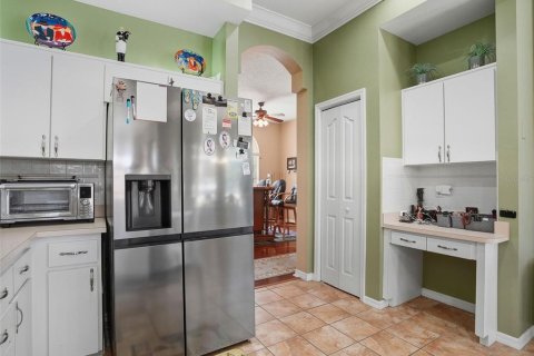 House in Spring Hill, Florida 4 bedrooms, 214.88 sq.m. № 2395592 - photo 14