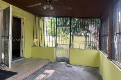 Casa en venta en Miami, Florida, 3 dormitorios № 1820234 - foto 19