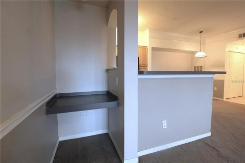 Condo in Orlando, Florida, 1 bedroom  № 1913046 - photo 12