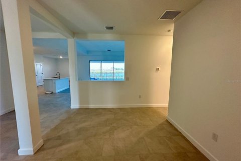House in Parrish, Florida 4 bedrooms, 208.47 sq.m. № 1906005 - photo 19