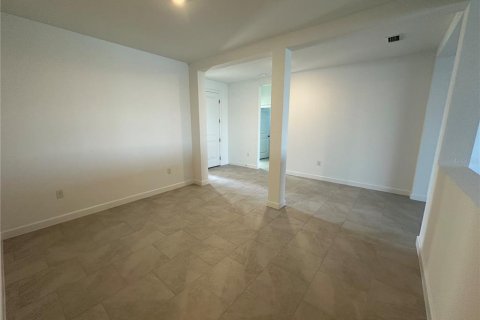 House in Parrish, Florida 4 bedrooms, 208.47 sq.m. № 1906005 - photo 20