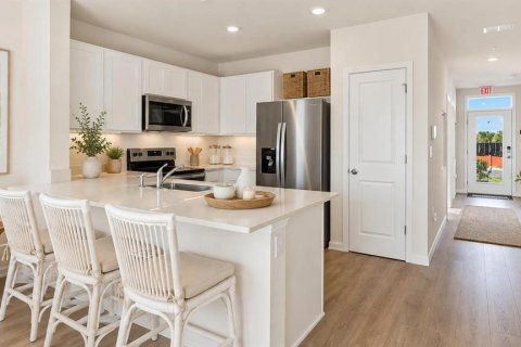 Touwnhouse à louer à Venice, Floride: 3 chambres, 136.01 m2 № 2339755 - photo 2
