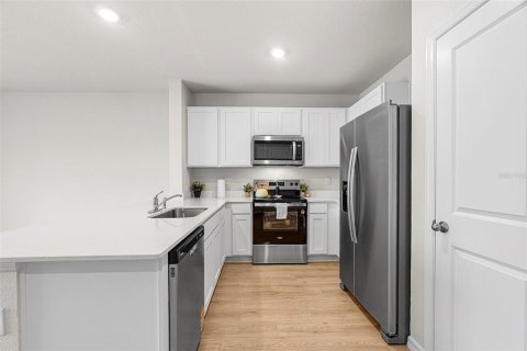 Touwnhouse à louer à Venice, Floride: 3 chambres, 136.01 m2 № 2339755 - photo 6