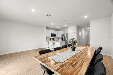 Touwnhouse à louer à Venice, Floride: 3 chambres, 136.01 m2 № 2339755 - photo 9
