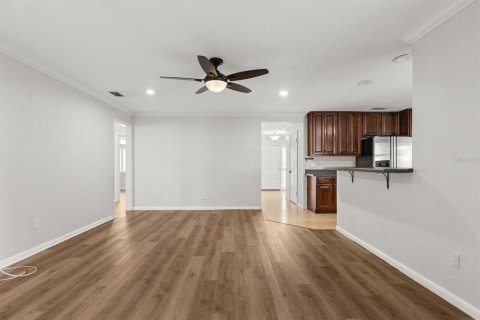 House in Winter Park, Florida 4 bedrooms, 192.87 sq.m. № 1817370 - photo 14