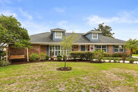 House in Winter Park, Florida 4 bedrooms, 192.87 sq.m. № 1817370 - photo 2