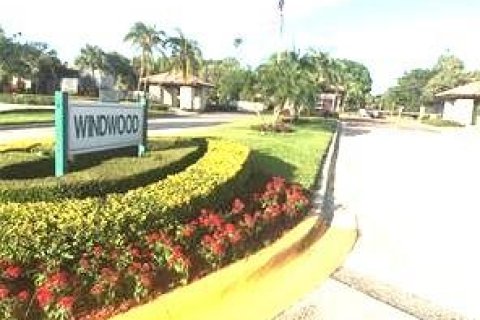 Condominio en alquiler en Boca Raton, Florida, 2 dormitorios, 86.86 m2 № 1178520 - foto 1