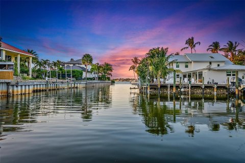 Casa en venta en Jupiter, Florida, 4 dormitorios, 218.97 m2 № 1961276 - foto 1