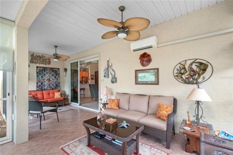 House in Ocala, Florida 3 bedrooms, 159.88 sq.m. № 1877465 - photo 13