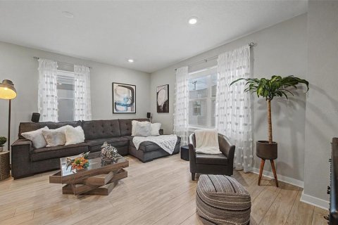 Купить таунхаус в Тампа, Флорида 6 комнат, 235.79м2, № 2209843 - фото 9