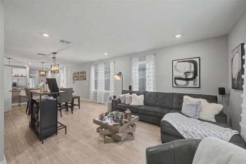 Купить таунхаус в Тампа, Флорида 6 комнат, 235.79м2, № 2209843 - фото 10