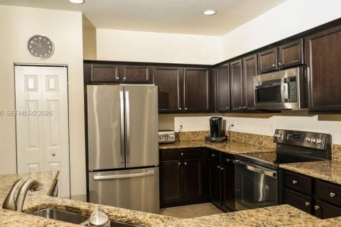 Casa en venta en Homestead, Florida, 5 dormitorios, 310.29 m2 № 2003562 - foto 6