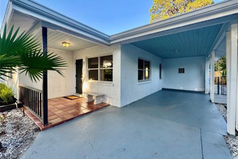 Casa en venta en Sarasota, Florida, 2 dormitorios, 79.52 m2 № 2131605 - foto 18