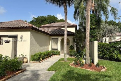 House in Boca Raton, Florida 2 bedrooms, 125.79 sq.m. № 1836248 - photo 17