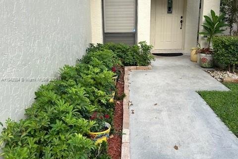 House in Boca Raton, Florida 2 bedrooms, 125.79 sq.m. № 1836248 - photo 18