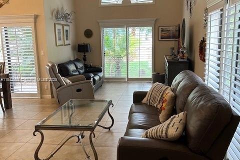 House in Boca Raton, Florida 2 bedrooms, 125.79 sq.m. № 1836248 - photo 13