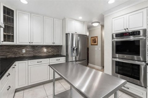 Купить виллу или дом в Орландо, Флорида 3 комнаты, 779.08м2, № 2149591 - фото 4