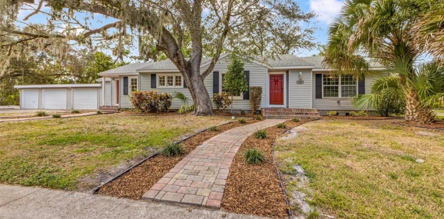 House in Bradenton, Florida 3 bedrooms, 222.78 sq.m. № 1761197