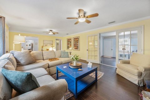 House in Bradenton, Florida 3 bedrooms, 222.78 sq.m. № 1761197 - photo 3