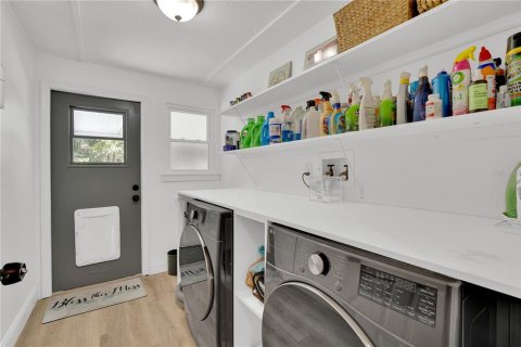 Casa en venta en Kissimmee, Florida, 3 dormitorios, 184.5 m2 № 1838379 - foto 14