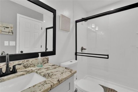 Casa en venta en Kissimmee, Florida, 3 dormitorios, 184.5 m2 № 1838379 - foto 24