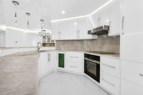 Copropriété à vendre à Boca Raton, Floride: 2 chambres, 134.52 m2 № 2414671 - photo 4