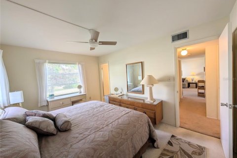 Condo in Bradenton, Florida, 2 bedrooms  № 2377836 - photo 26