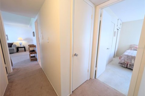 Condo in Bradenton, Florida, 2 bedrooms  № 2377836 - photo 21