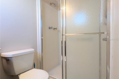 Condo in Bradenton, Florida, 2 bedrooms  № 2377836 - photo 17