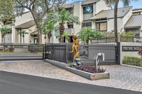 Copropriété à vendre à Fort Lauderdale, Floride: 2 chambres, 206.8 m2 № 2027173 - photo 5