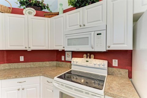 House in Palmetto, Florida 3 bedrooms, 146.41 sq.m. № 1593502 - photo 13
