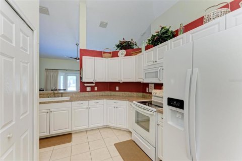 House in Palmetto, Florida 3 bedrooms, 146.41 sq.m. № 1593502 - photo 12