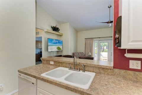 House in Palmetto, Florida 3 bedrooms, 146.41 sq.m. № 1593502 - photo 14