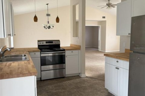 Купить виллу или дом в Палм-Кост, Флорида 8 комнат, 123м2, № 1873755 - фото 4