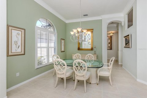 House in Venice, Florida 3 bedrooms, 302.12 sq.m. № 1573659 - photo 10
